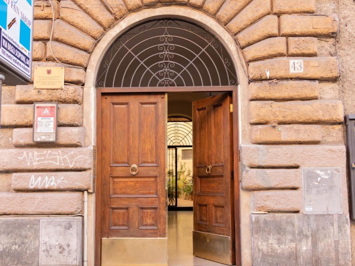 The Best Rent - Elegant Two-Bedroom Apartment Close To Saint Peter'S Basilica Рим Екстериор снимка